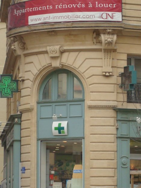 la pharmacie rénovée. photo : JLopez